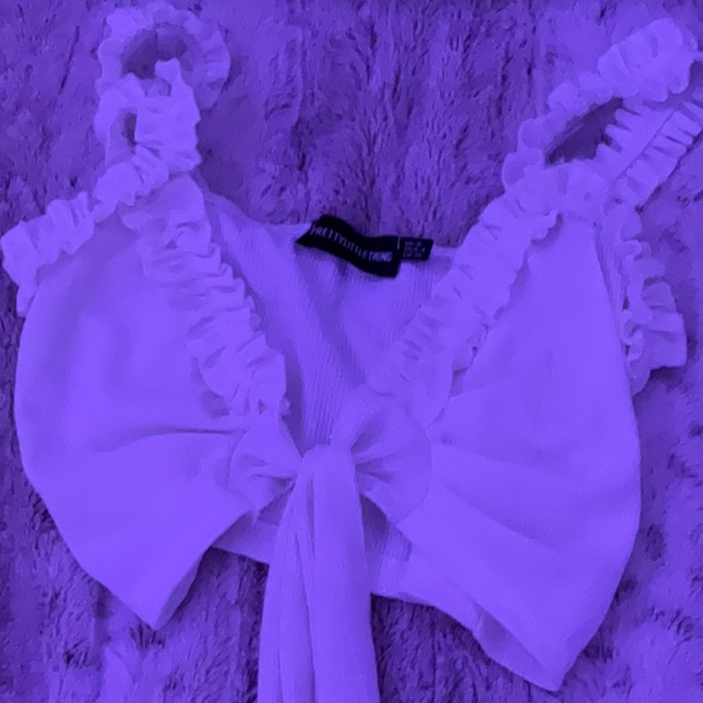 White crop top <3